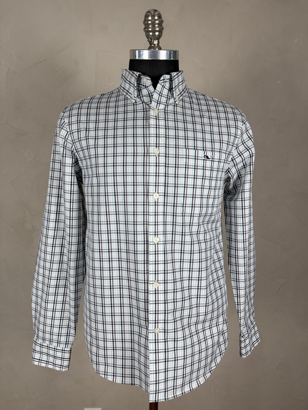Vineyard Vines Men’s Small Plaid Tucker Button Down Shirt Whale Logo